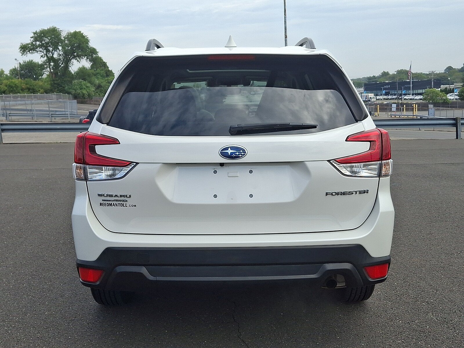 Used 2021 Subaru Forester Premium AWD/4WD image 5