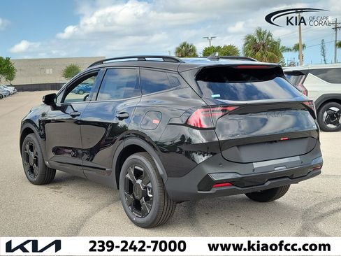 New 2026 Kia Sportage X-Line AWD/4WD image 4