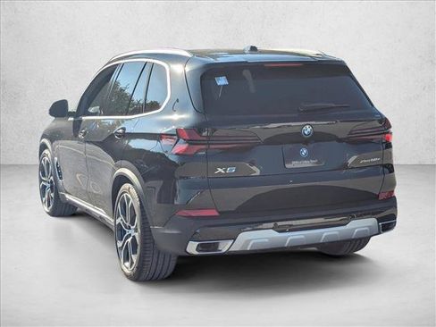 New 2026 BMW X5 xDrive50e w/ Premium Package AWD/4WD image 8