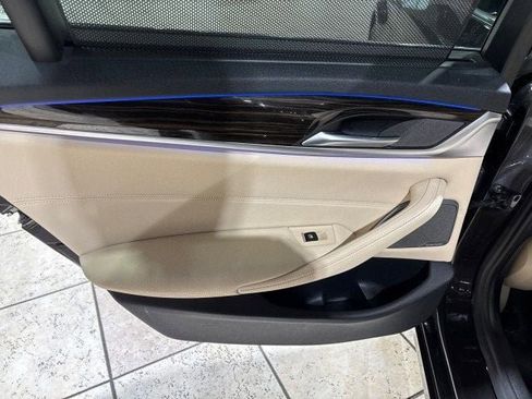 Used 2019 BMW 530e 530e iPerformance Plug-In Hybr w/ Executive Package image 21