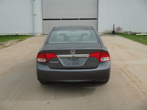 Used 2010 Honda Civic LX image 7