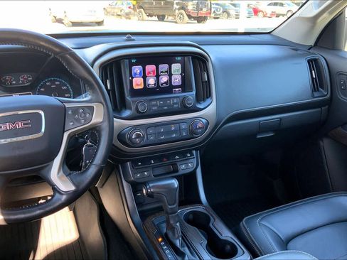 Used 2017 GMC Canyon Denali image 6