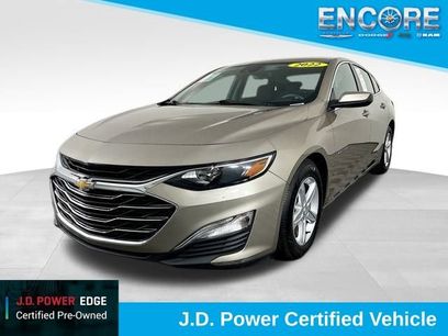 Used 2022 Chevrolet Malibu LS w/ Driver Confidence Package II