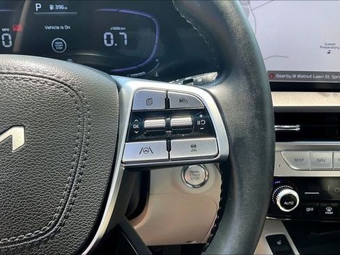 Used 2025 Kia Telluride S FWD image 12