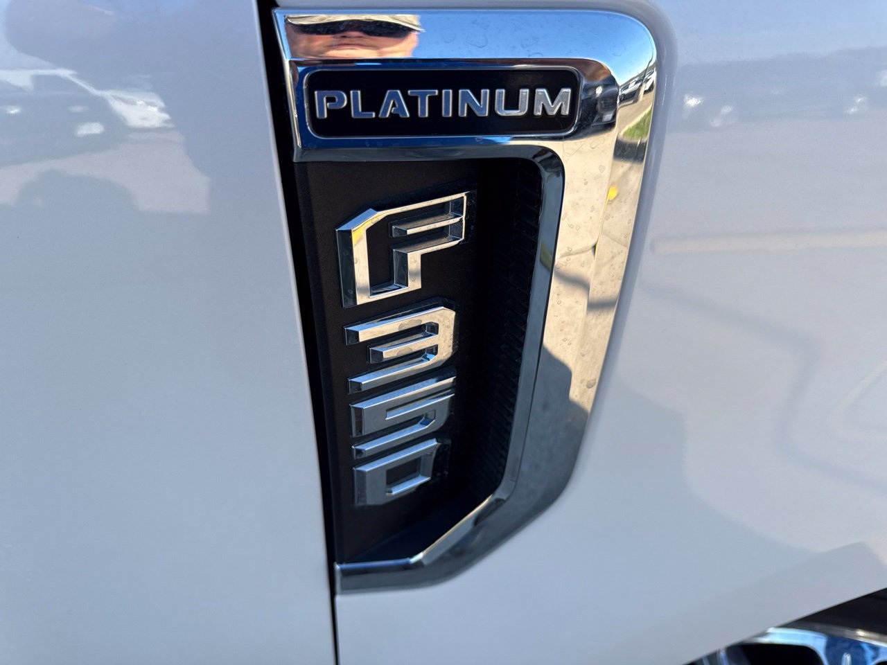 Used 2017 Ford F350 Platinum w/ Platinum Ultimate Package RWD image 16