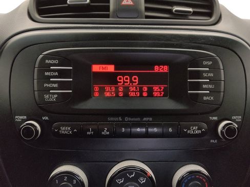 Used 2016 Kia Soul image 25