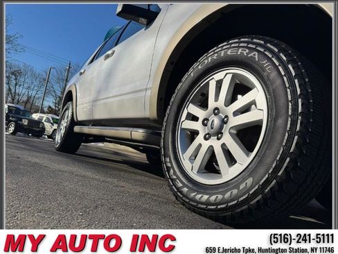 Used 2010 Ford Explorer Eddie Bauer image 8