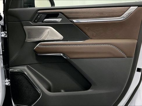 New 2026 GMC Acadia Denali Ultimate FWD image 10
