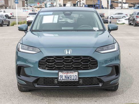 Certified 2024 Honda HR-V EX-L image 2