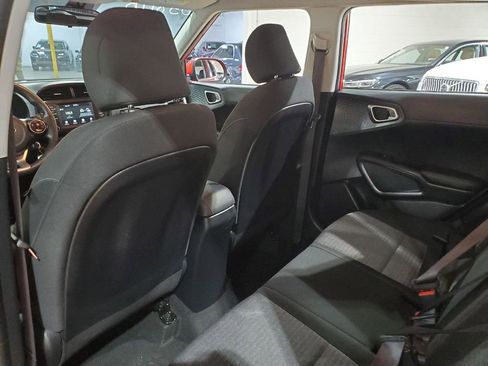 Used 2020 Kia Soul S image 23