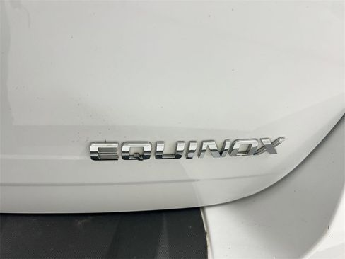 Used 2015 Chevrolet Equinox LS image 24