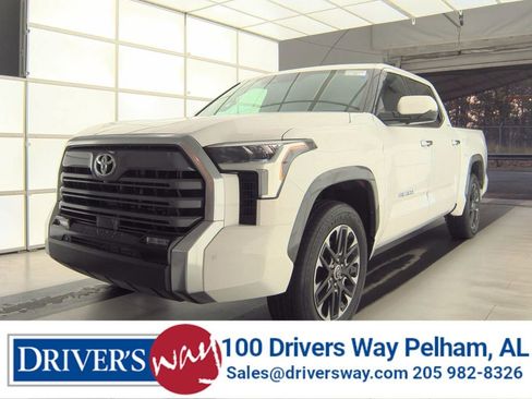 Used 2023 Toyota Tundra Limited image 1