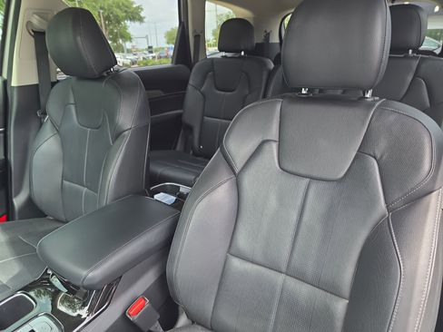 Used 2021 Kia Telluride EX w/ EX Premium Package AWD/4WD image 23