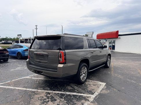 Used 2019 GMC Yukon XL SLT w/ Premium Edition RWD image 7