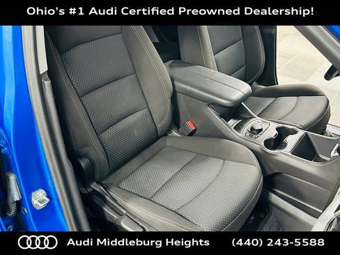 Used 2024 GMC Terrain SLE w/ Driver Convenience Package FWD image 26