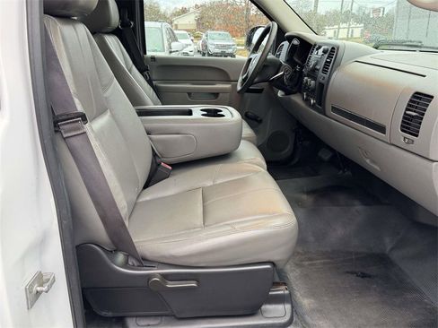 Used 2013 Chevrolet Silverado 1500 W/T image 11