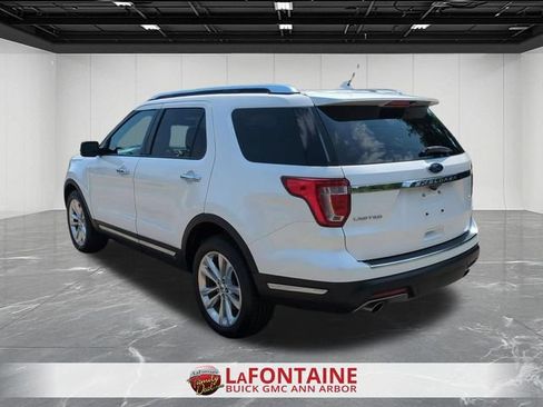 Used 2018 Ford Explorer Limited w/ Equipment Group 301A AWD/4WD image 11