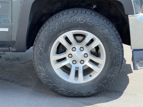Used 2017 Chevrolet Silverado 1500 LTZ AWD/4WD image 16