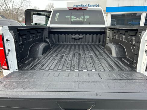 New 2026 Chevrolet Silverado 3500 LT w/ Trail Boss Package image 36