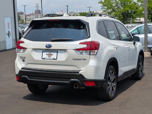 Used 2022 Subaru Forester Limited AWD/4WD image 7