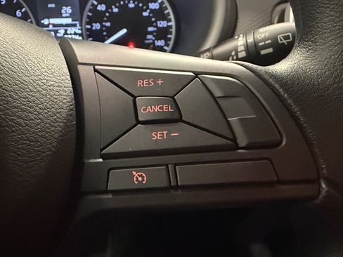 Used 2025 Nissan Kicks Play S FWD image 32
