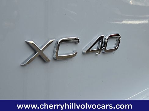 New 2026 Volvo XC40 B5 Plus w/ Protection Package Premier image 20