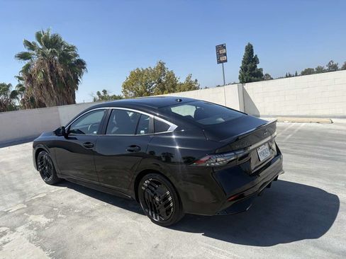 Used 2026 Nissan Sentra SR w/ Floor Mat Package FWD image 14
