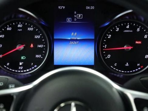 Used 2022 Mercedes-Benz GLC 300 w/ Premium Package Lite image 14