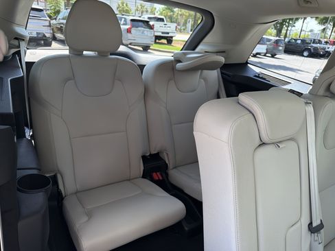 Certified 2023 Volvo XC90 B5 Core w/ Protection Package Premier image 34