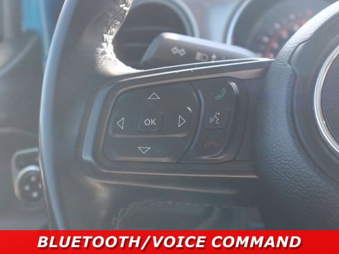 Used 2021 Jeep Gladiator Sport image 17