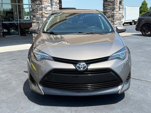 Used 2019 Toyota Corolla LE FWD image 7