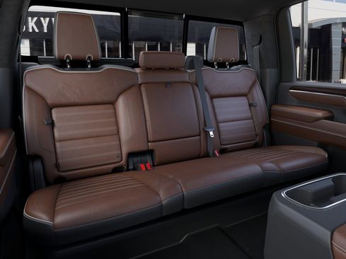 New 2026 GMC Sierra 2500 Denali Ultimate w/ LPO, Black Badging Package AWD/4WD image 17