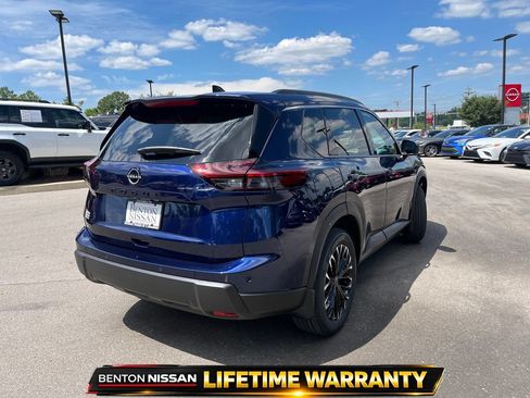 Used 2026 Nissan Rogue Dark Armor FWD image 9
