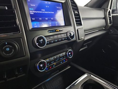 Certified 2021 Ford Expedition XLT image 31