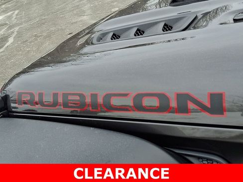 Used 2018 Jeep Wrangler Unlimited Rubicon w/ Steel Bumper Group image 29