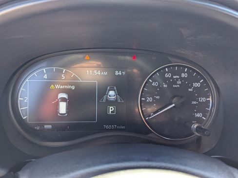 Used 2021 Nissan Kicks SR image 14