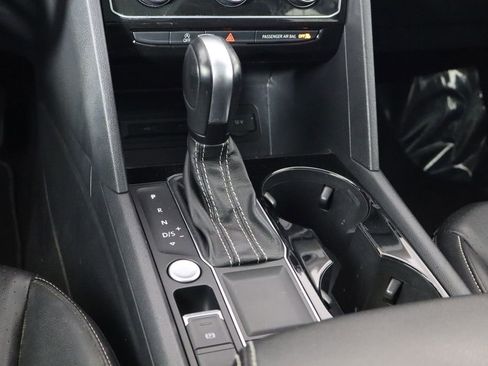 Used 2022 Volkswagen Atlas SE FWD image 27