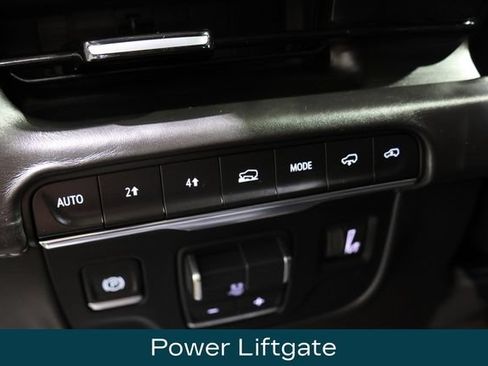 Used 2021 Cadillac Escalade Sport Platinum w/ LPO, ONYX Package AWD/4WD image 27
