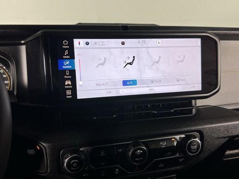 Certified 2024 Jeep Wrangler Sport S image 17