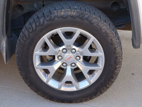 Used 2016 GMC Sierra 1500 SLT w/ Texas SLT Premium Package AWD/4WD image 27