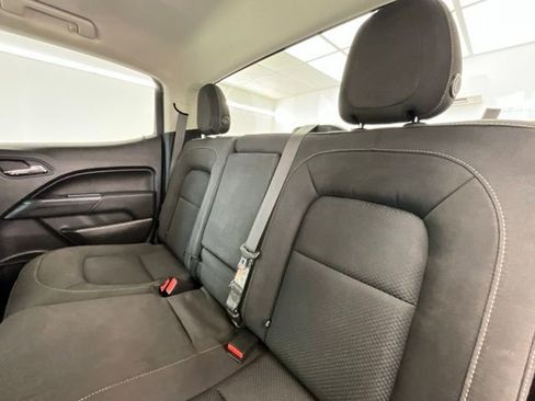 Used 2021 Chevrolet Colorado LT AWD/4WD image 7