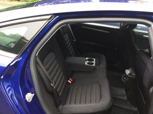 Used 2014 Ford Fusion SE image 26