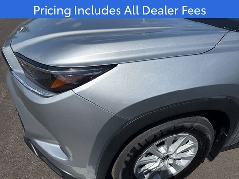 New 2026 Toyota Grand Highlander XLE FWD image 9