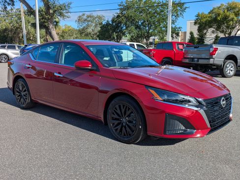 New 2025 Nissan Altima 2.5 SV w/ SV Special Edition Package image 2