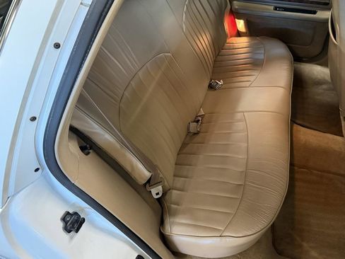 Used 1995 Buick Roadmaster Estate RWD image 84