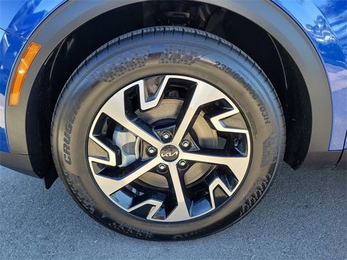 Used 2024 Kia Sportage EX image 31