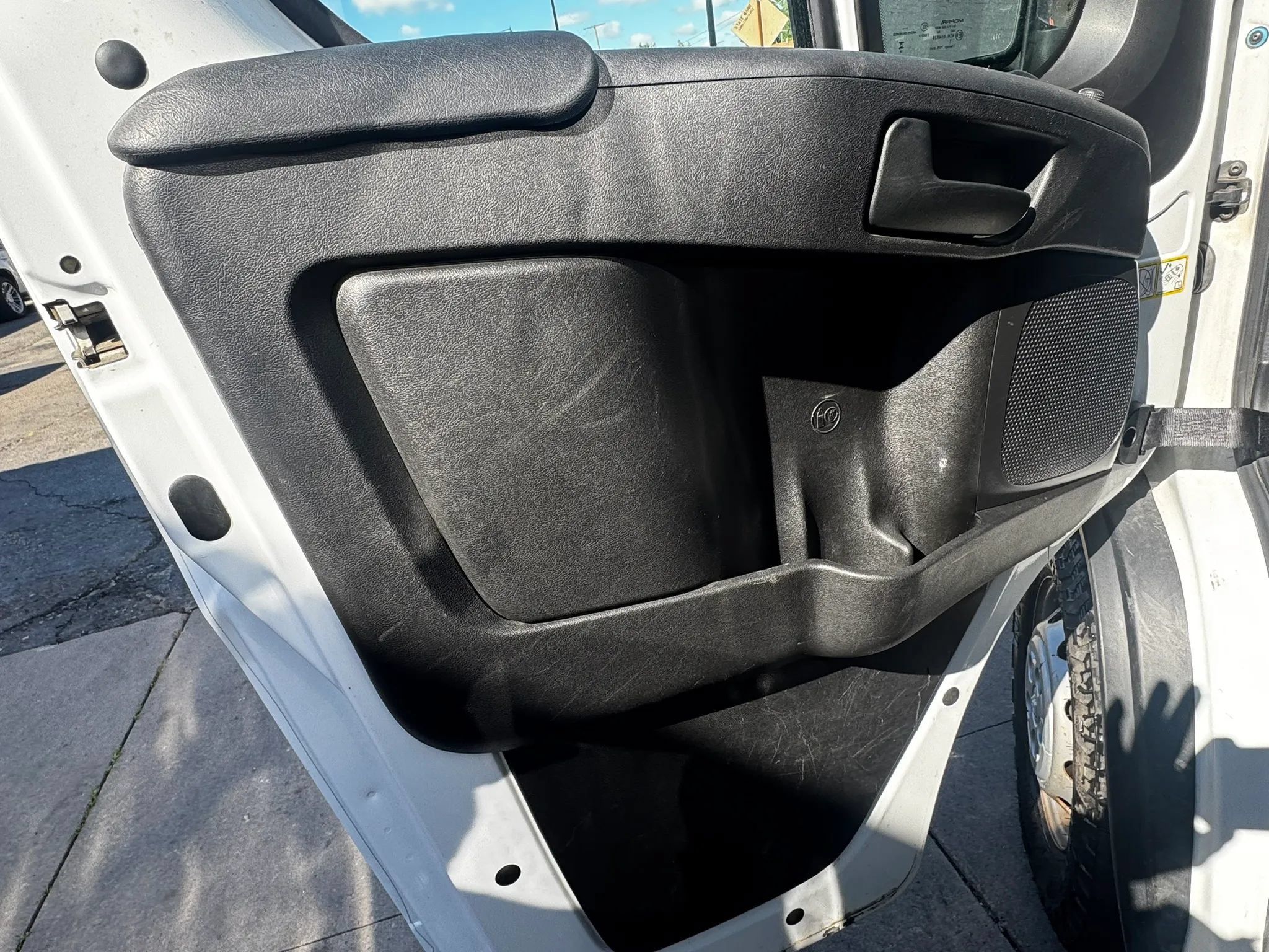 Used 2025 RAM ProMaster 2500 w/ Convenience Group FWD image 13