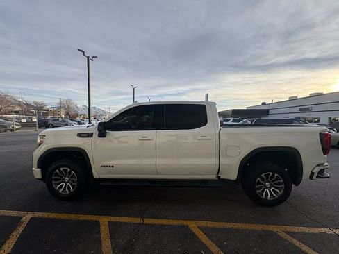 Used 2020 GMC Sierra 1500 AT4 w/ AT4 Premium Package image 12