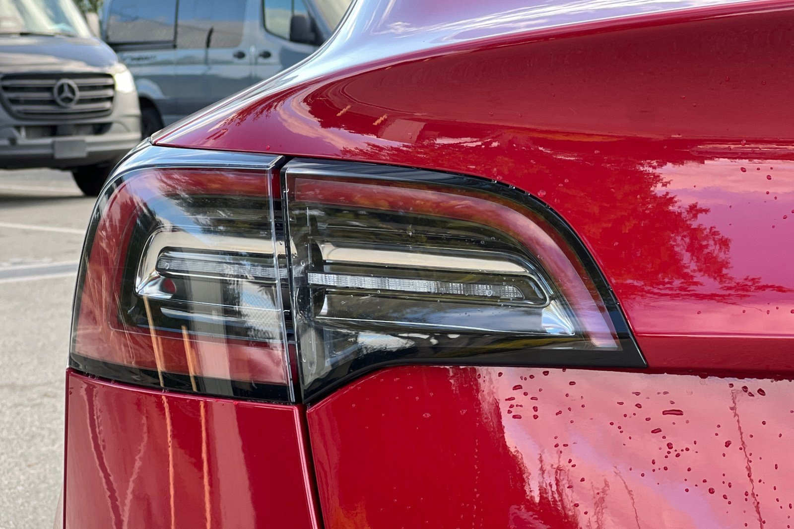 Used 2018 Tesla Model 3 Long Range RWD image 28