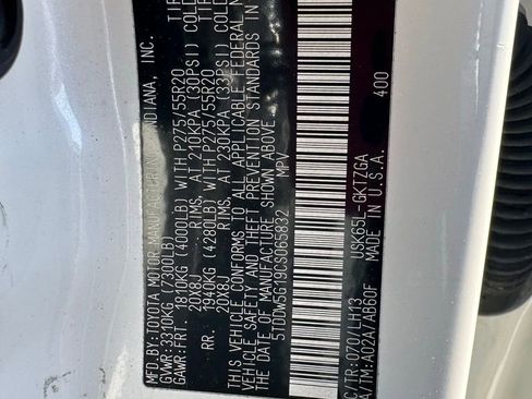 Used 2012 Toyota Sequoia Platinum image 41